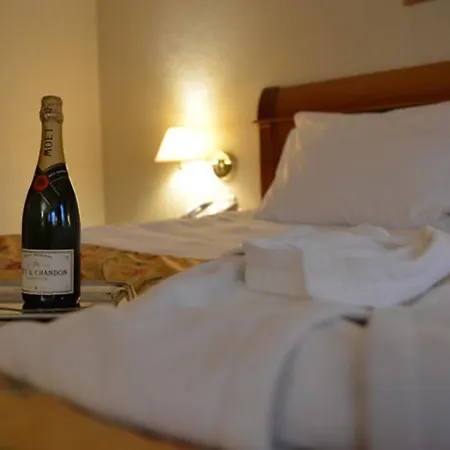 Hotel Turist - Center Scopia