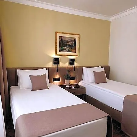 Turist - Center Hotel 4*