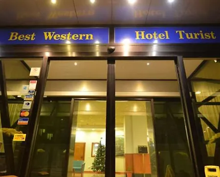 Western Turist ホテル