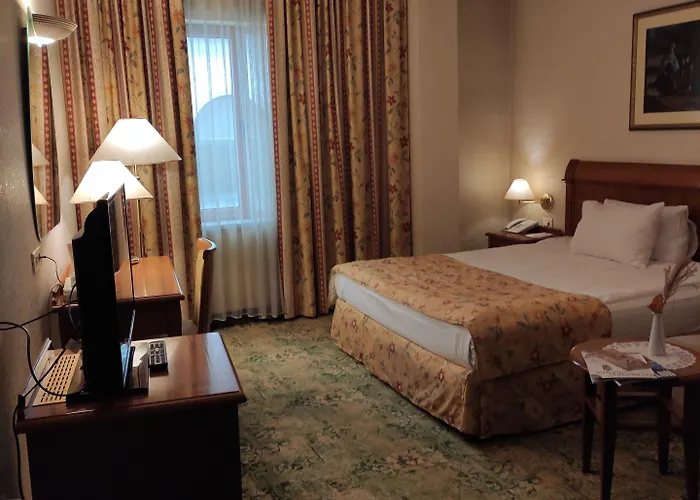 Hotel Turist - Center 4*